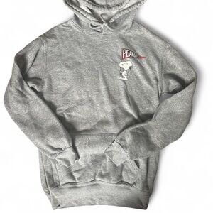Peanuts Light Gray Women’s Hoodie with Snoopy Pennant
